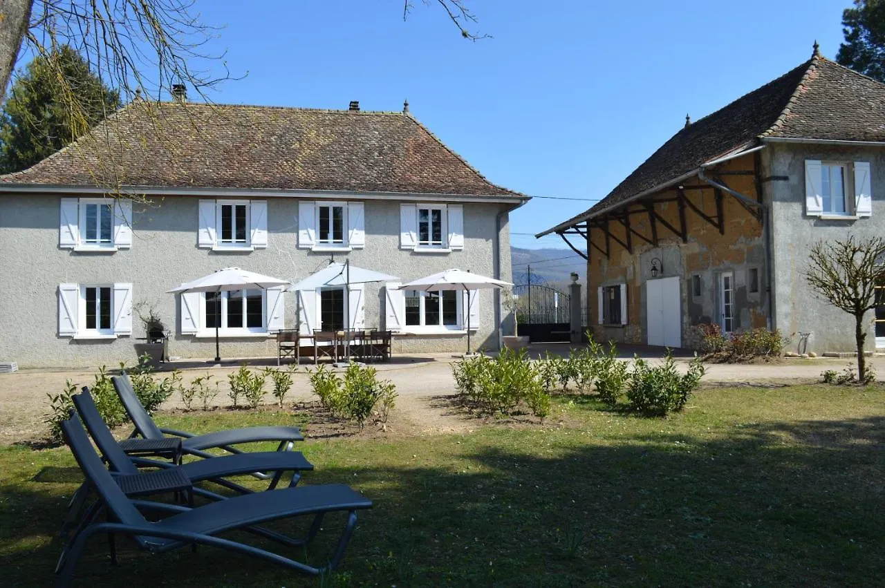 Le Domaine Du Chaffard Bed & Breakfast Les Avenieres